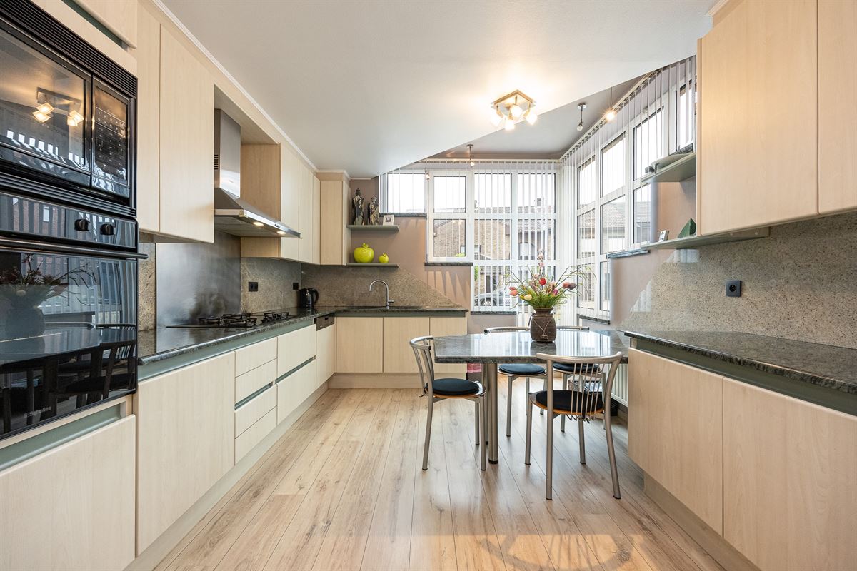 Instapklare woning met 4 slaapkamers en garage
