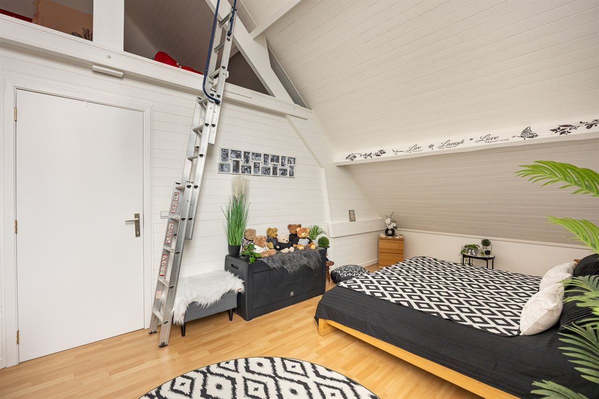 Instapklare woning met 4 slaapkamers en garage