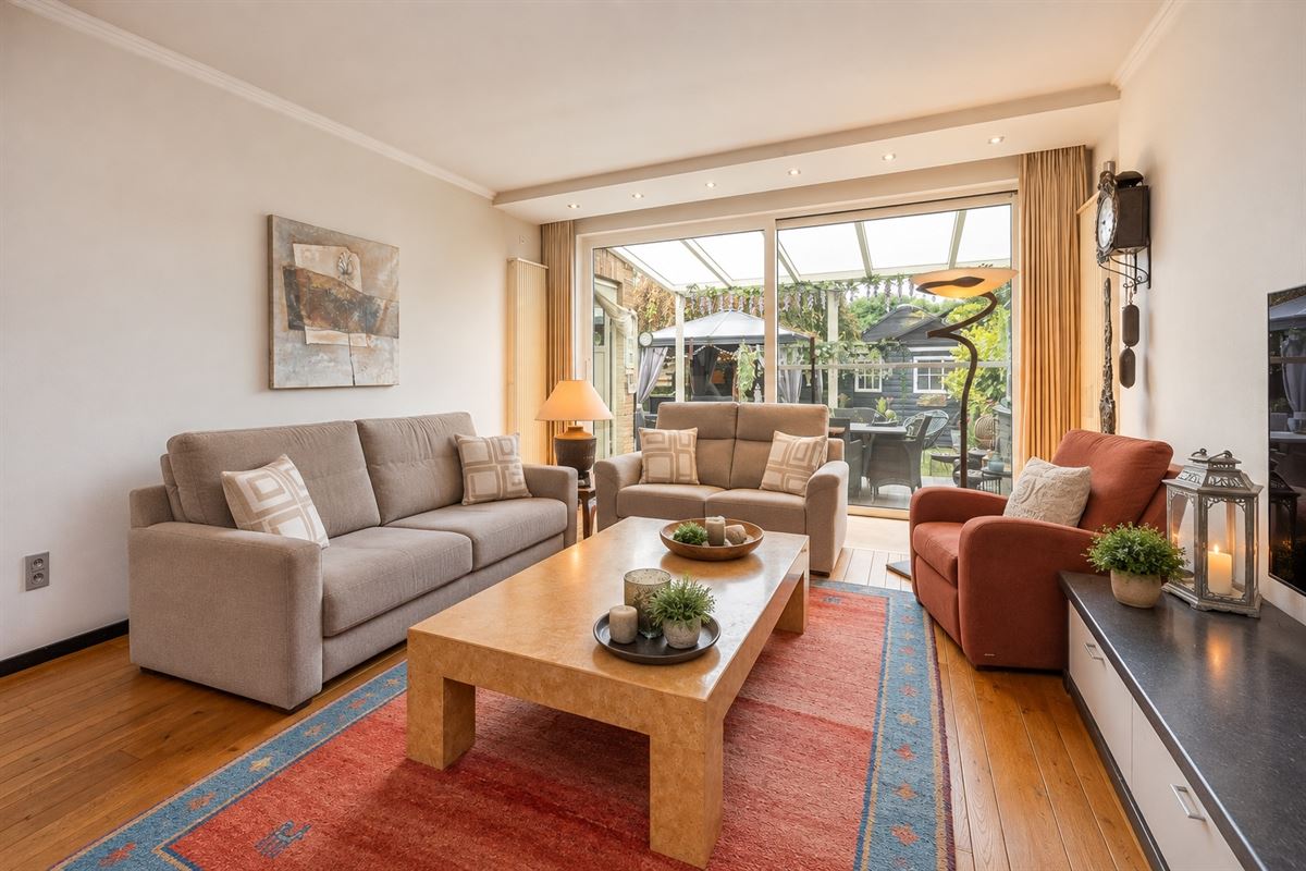 Instapklare woning met 4 slaapkamers en garage