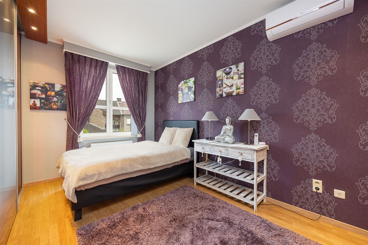 Instapklare woning met 4 slaapkamers en garage