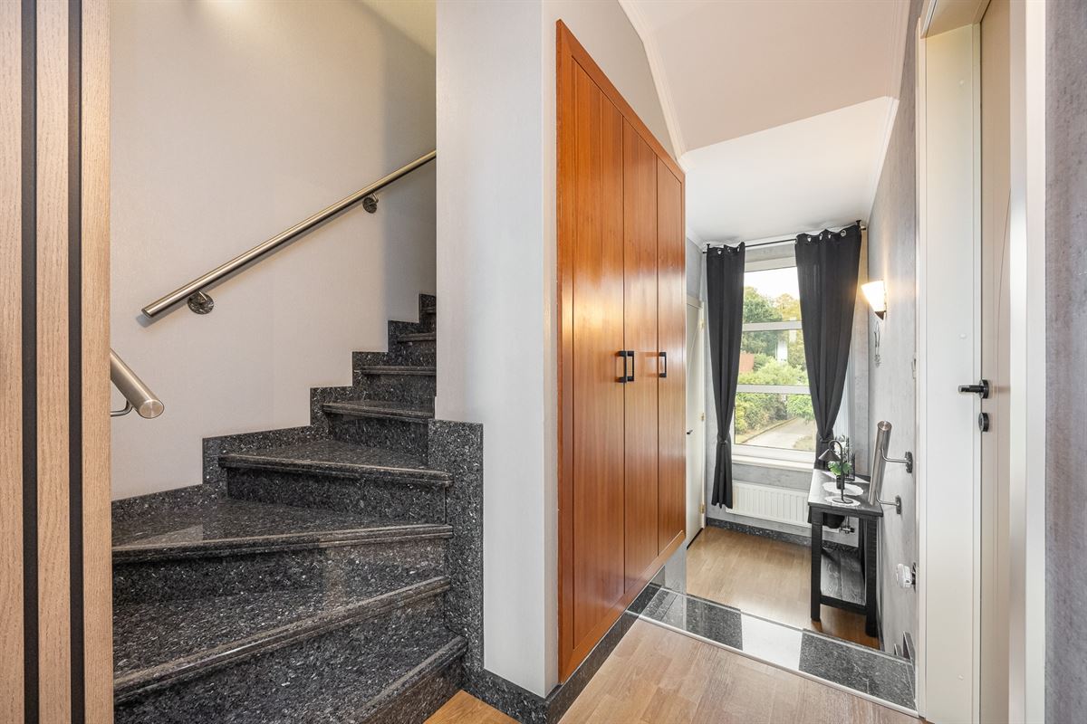 Instapklare woning met 4 slaapkamers en garage