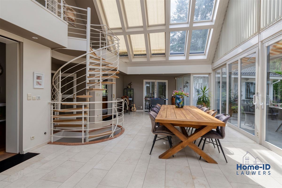 Exclusief wonen in alle rust op bijna 3.000 m²