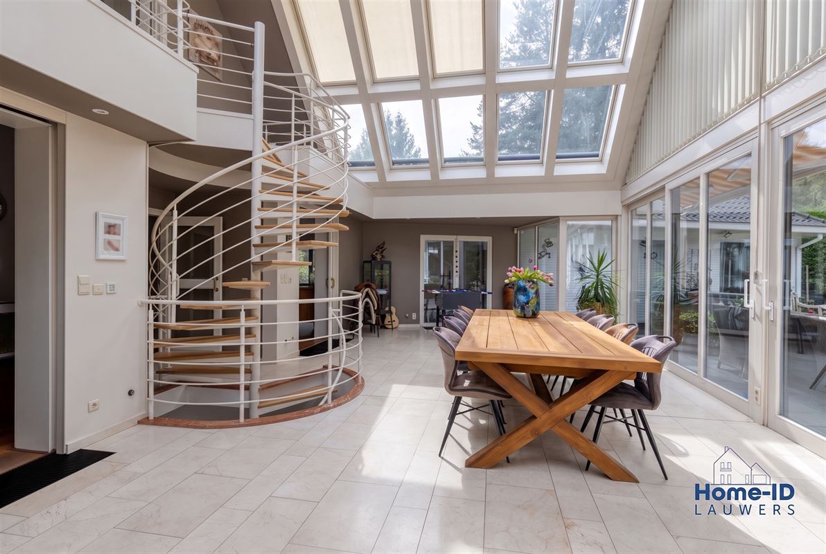 Exclusief wonen in alle rust op bijna 3.000 m²