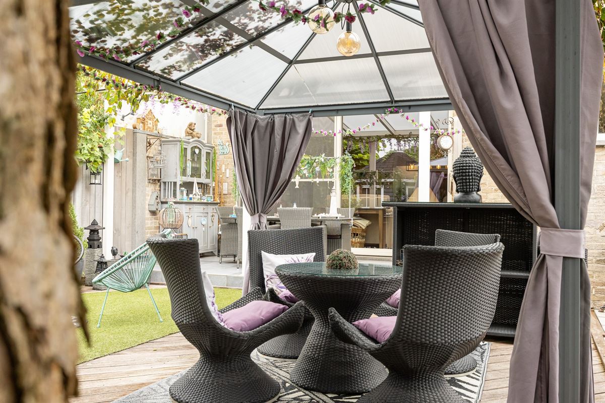 Instapklare woning met 4 slaapkamers en garage