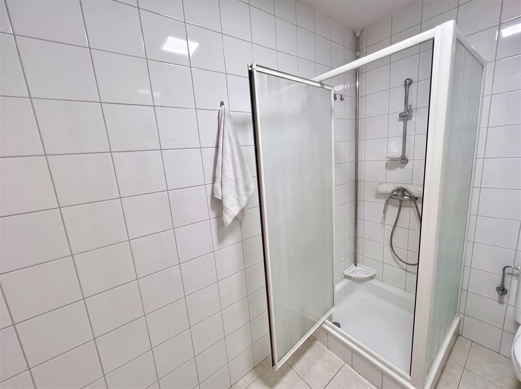 1-slaapkamerappartement met terras en autostaanplaats