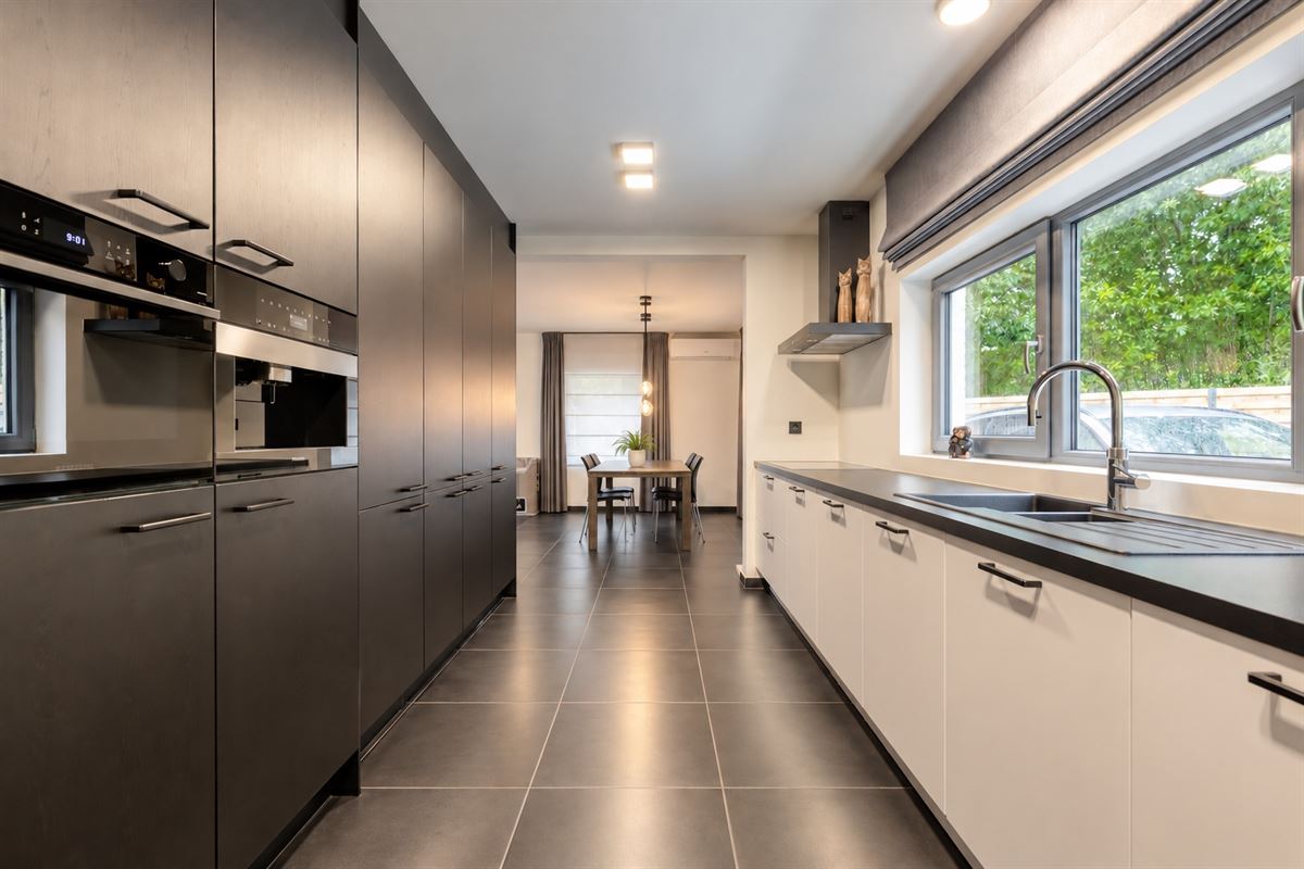 Gelijkvloerse woning met 3 slpk. aan de Kolonie