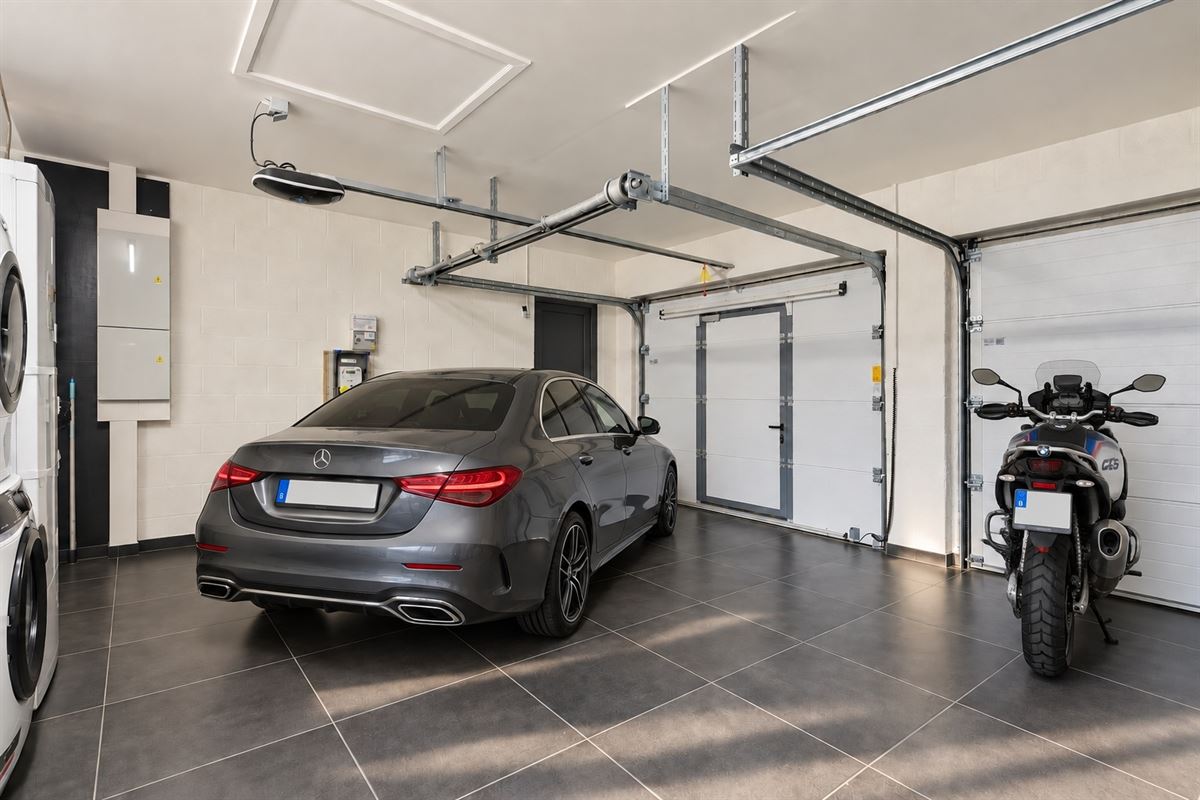 Gelijkvloerse woning met 3 slpk. aan de Kolonie