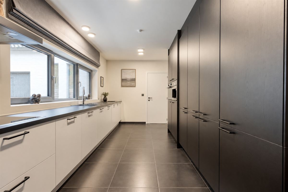 Gelijkvloerse woning met 3 slpk. aan de Kolonie