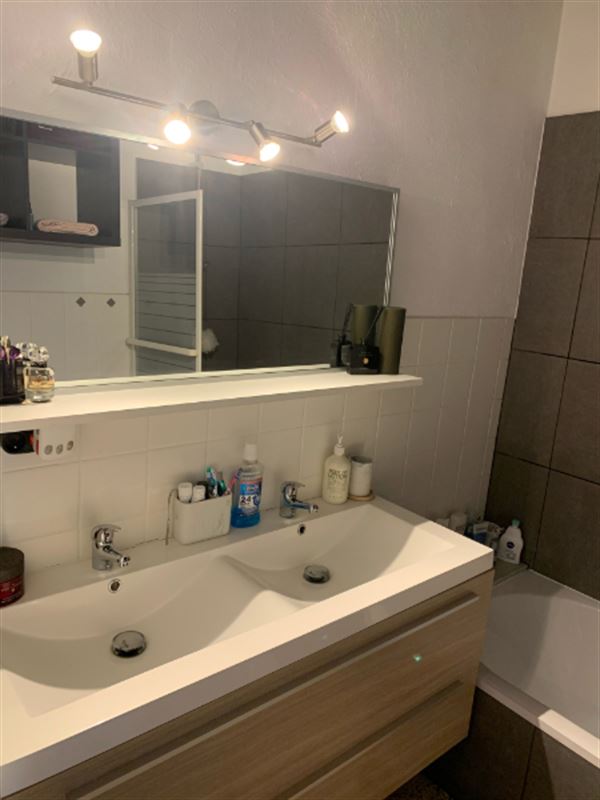 Appartement met garage