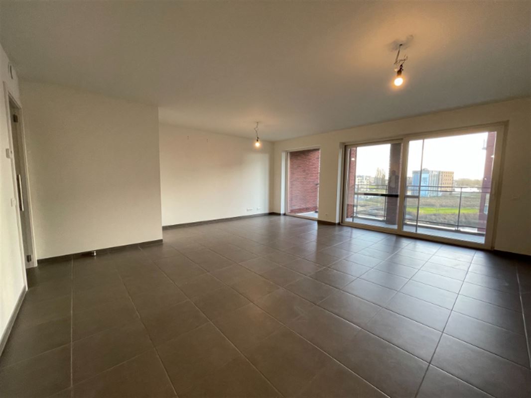 Appartement met groot terras.