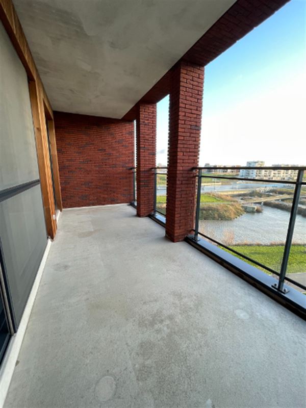Appartement met groot terras.
