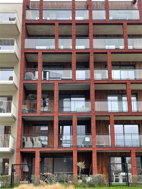 Appartement met groot terras.