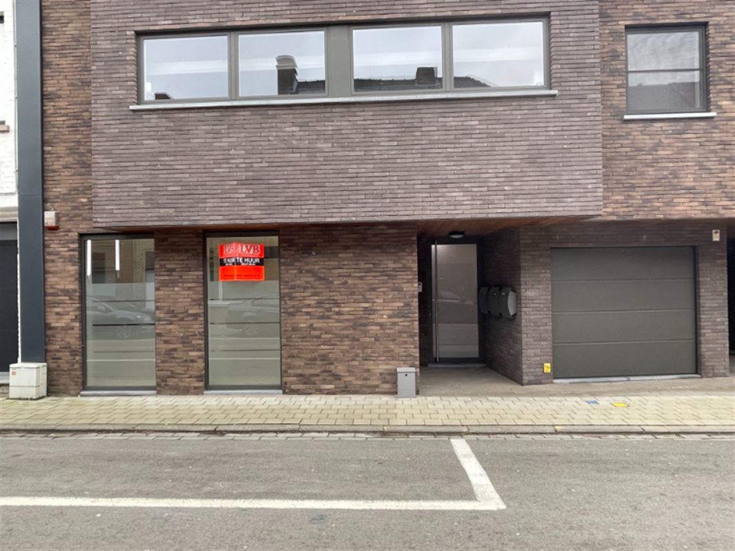 Handelspand met parking