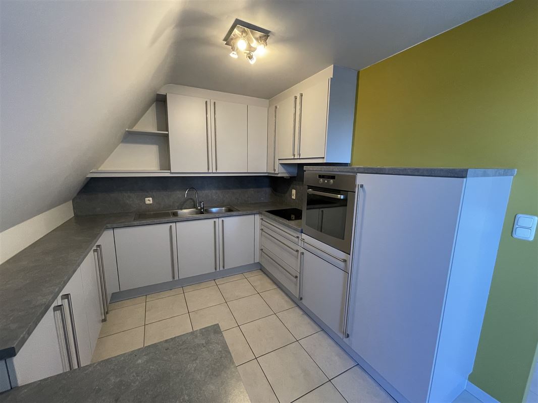 Appartement met terras en garage