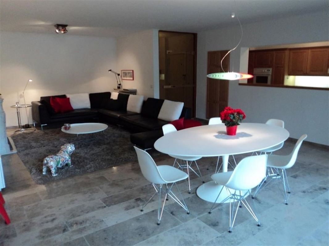 Appartement met zich op de Leie