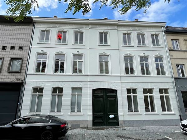 Nieuwbouw appartement met groot terras