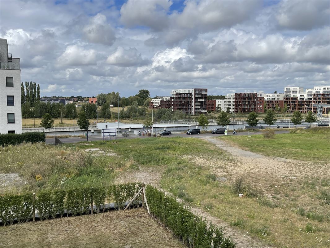 Appartement met twee grote terrassen