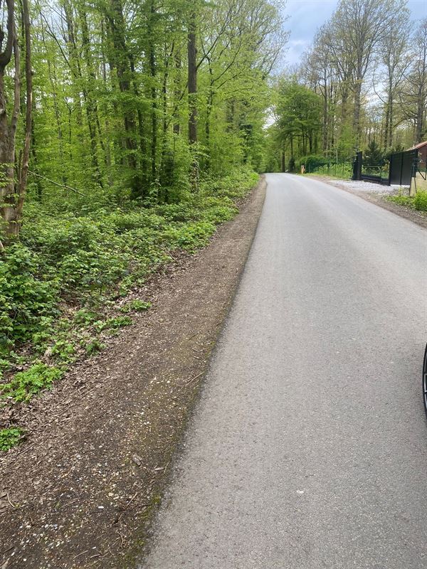 Magnifique terrain disposant d'une façade de 45 mètres !