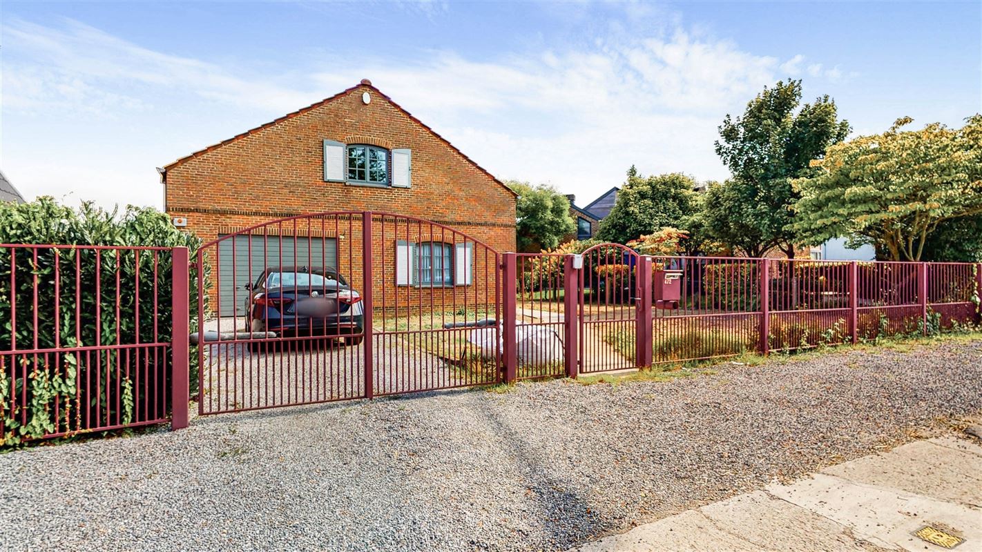 Spacieuse villa de 1980 sise sur un terrain de 15 ares !