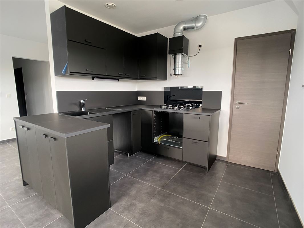 Magnifique appartement de coin dans un nouvel immeuble !