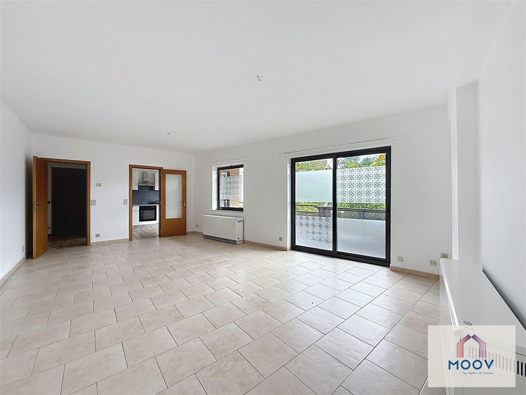 Spacieux appartement de 2 chambres avec terrasse !!