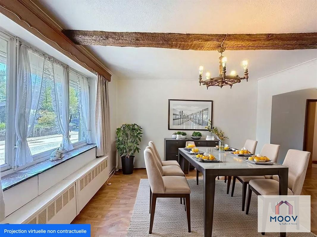 Maison aux beaux volumes, idéalement située dans un quartier calme.