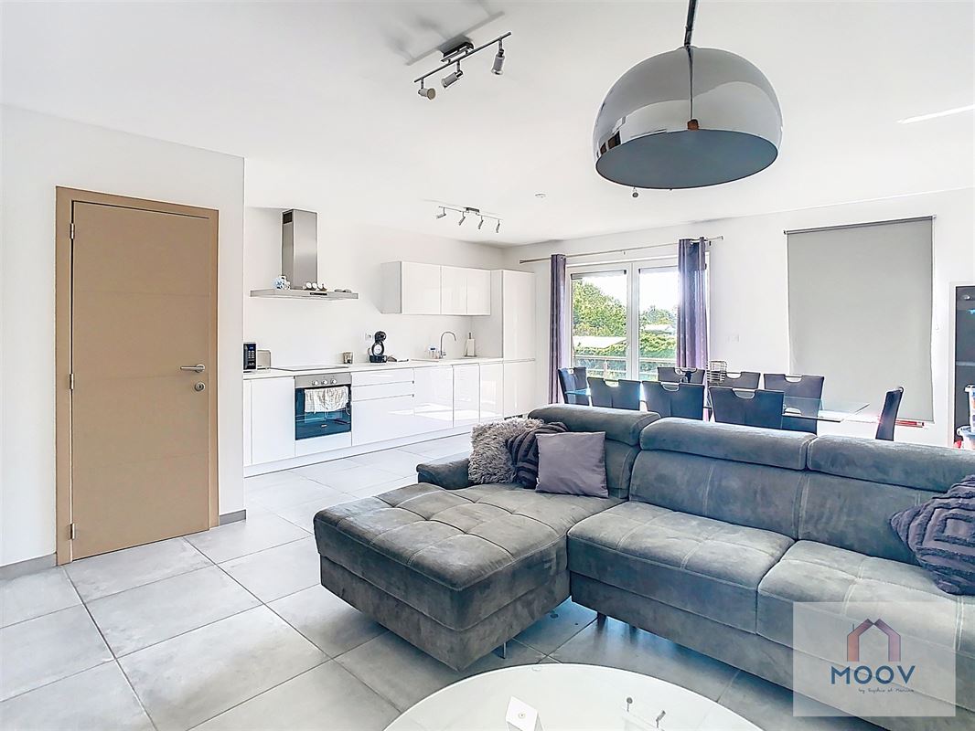 Bel appartement deux chambres avec terrasse !