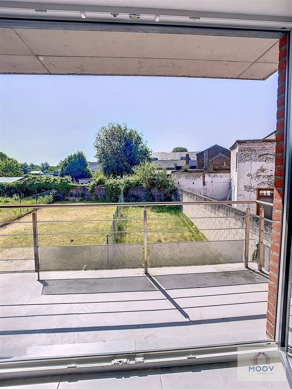 Bel appartement deux chambres avec terrasse !