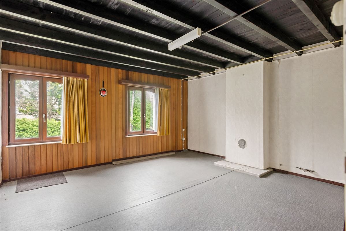 Te renoveren charmewoning op een perceel van 2959 m2