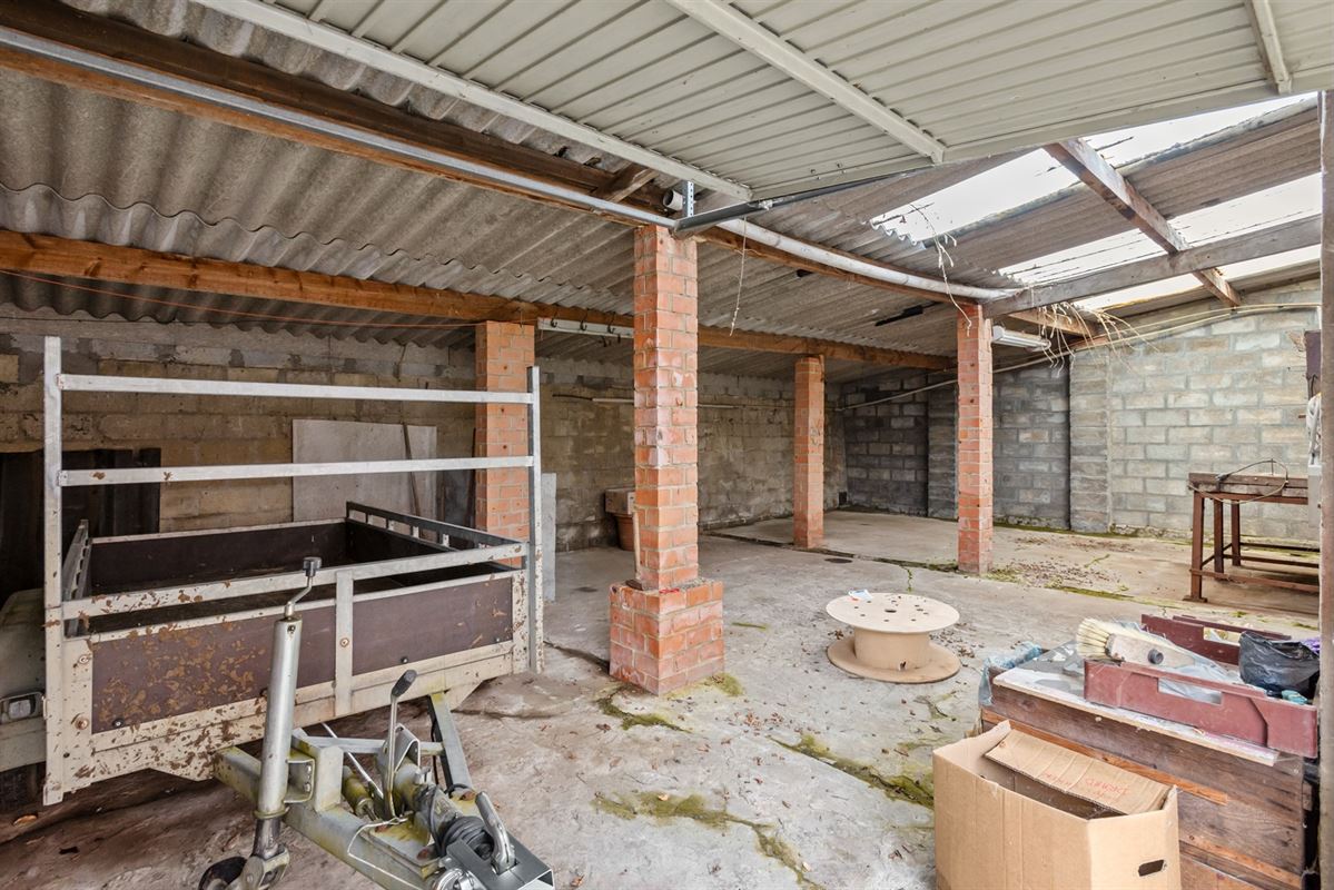 Te renoveren charmewoning op een perceel van 2959 m2