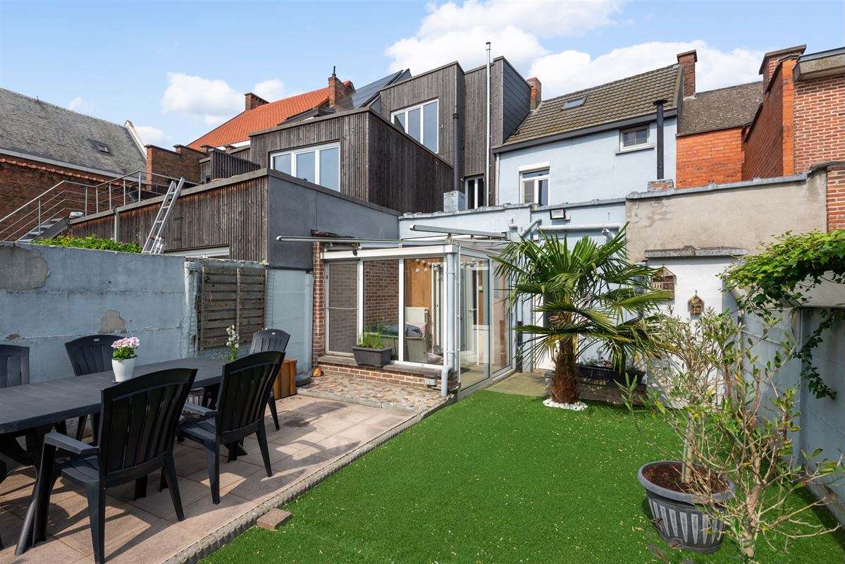 Gezellige lichtrijke stadswoning met mooie zuid-west gerichte tuin