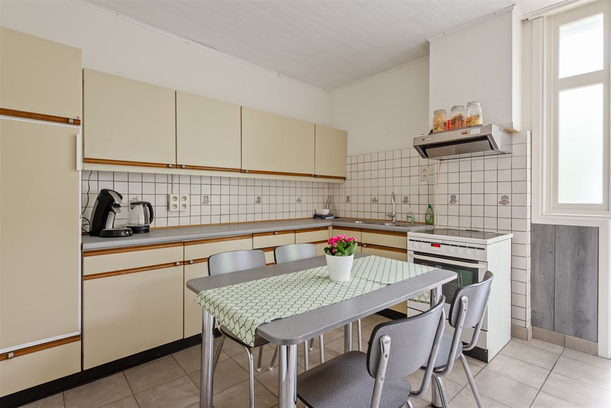 Gezellige lichtrijke stadswoning met mooie zuid-west gerichte tuin