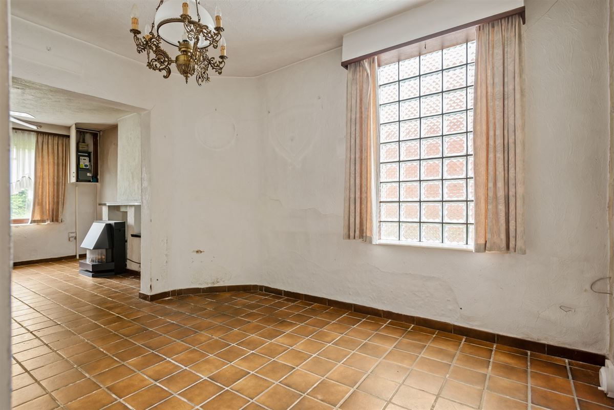 Te renoveren charmewoning op een perceel van 2959 m2