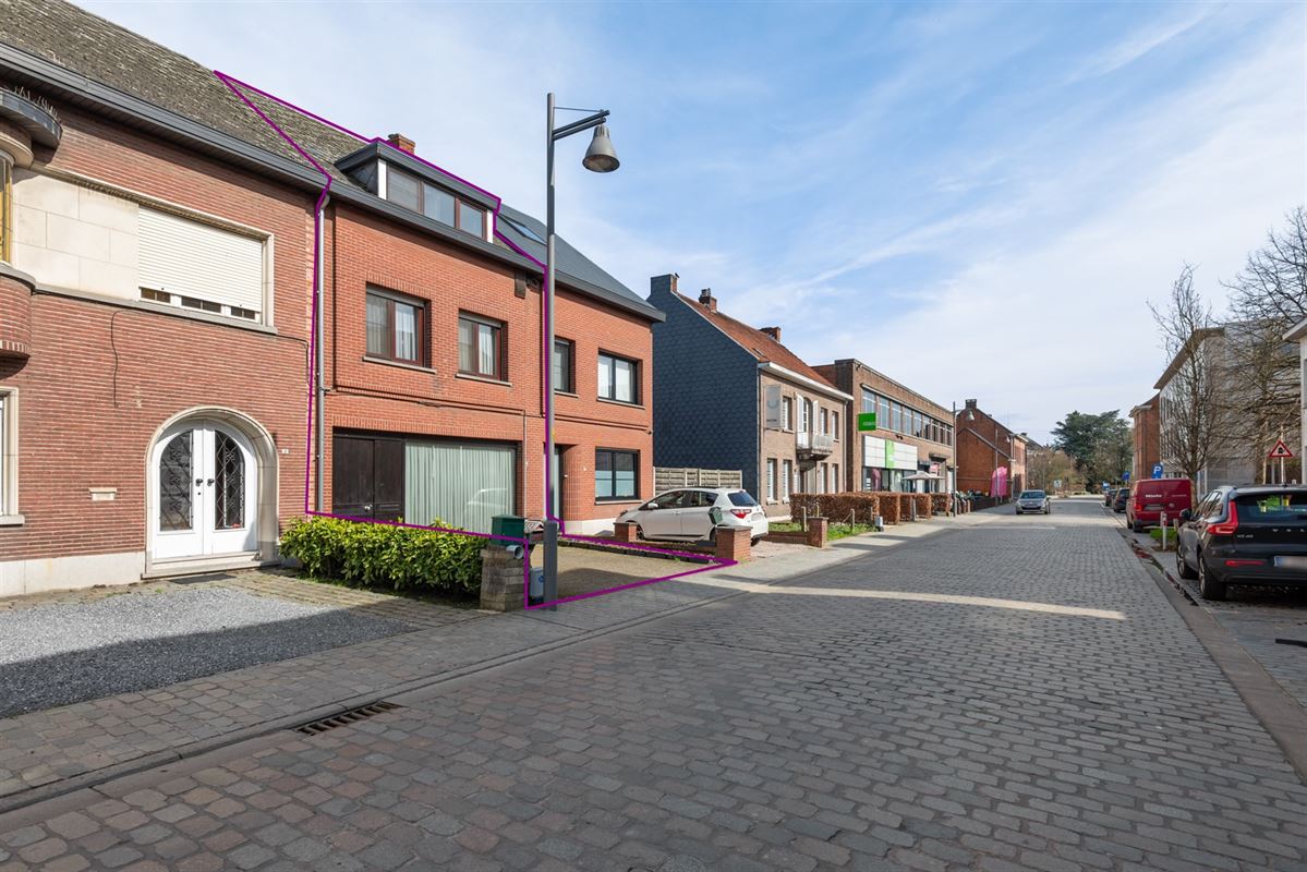 Te renoveren woning met 5 slaapkamers in het centrum