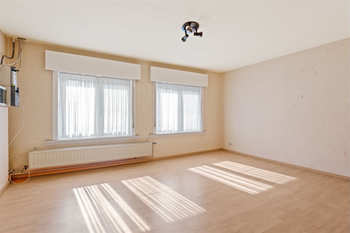 Te renoveren woning met 5 slaapkamers in het centrum