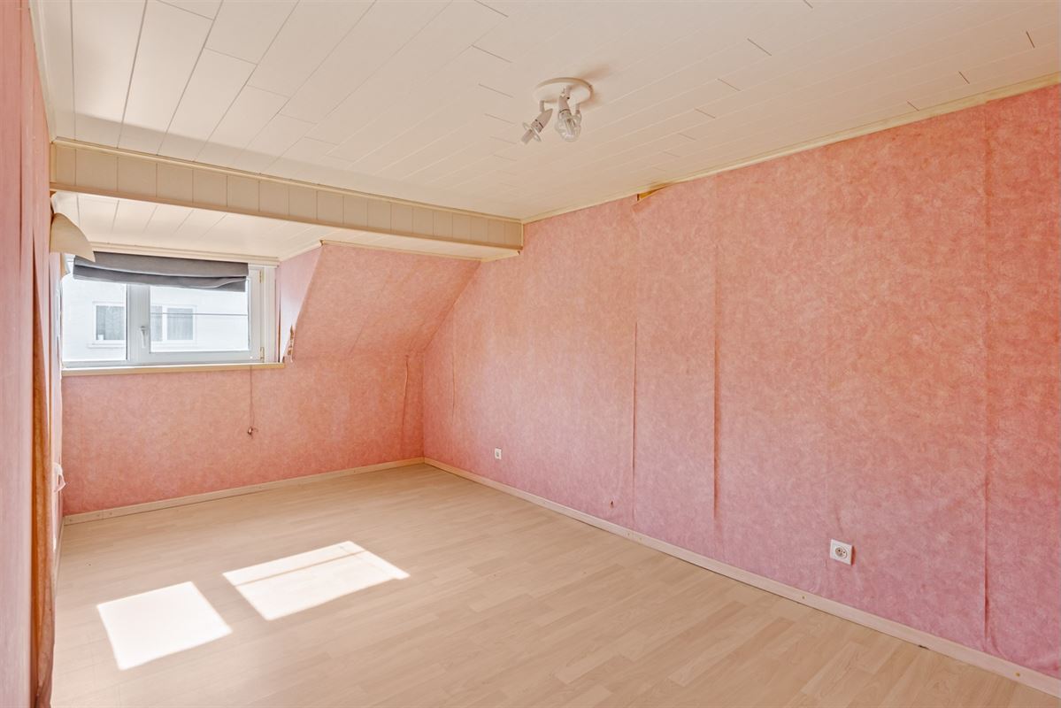 Te renoveren woning met 5 slaapkamers in het centrum