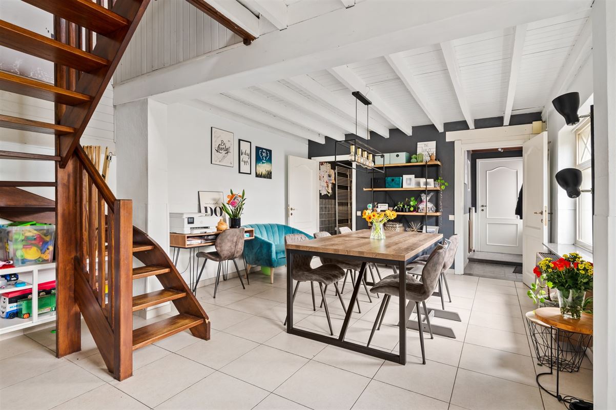 Rustieke instapklare woning met 2 slaapkamers en ruim terras