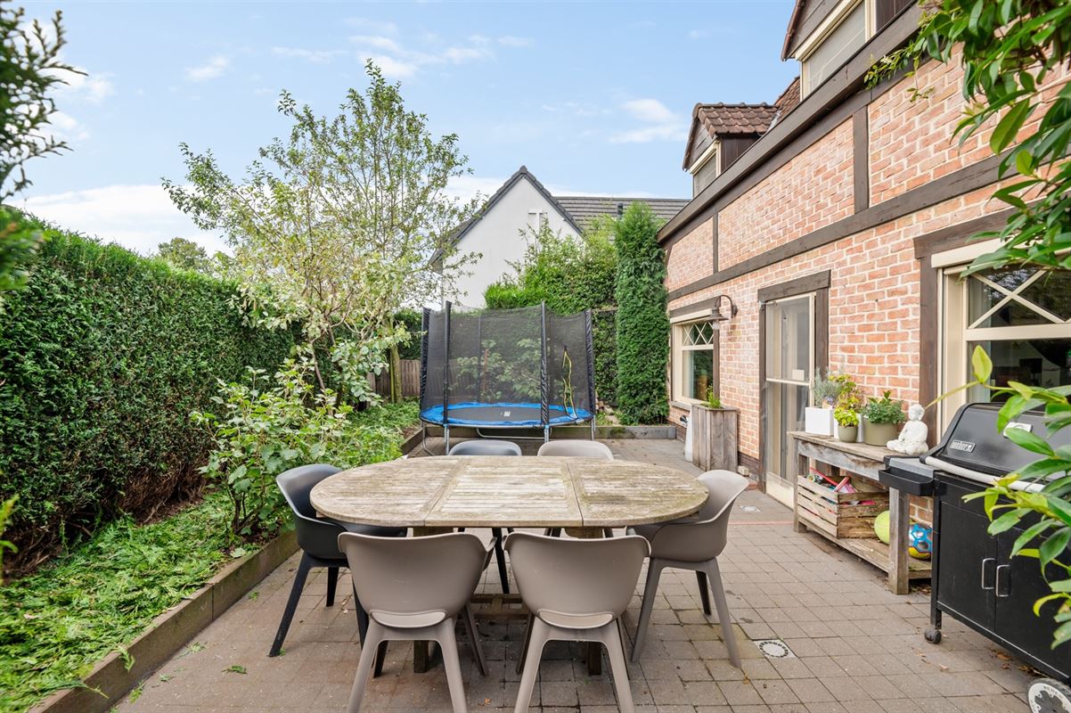 Rustieke instapklare woning met 2 slaapkamers en ruim terras