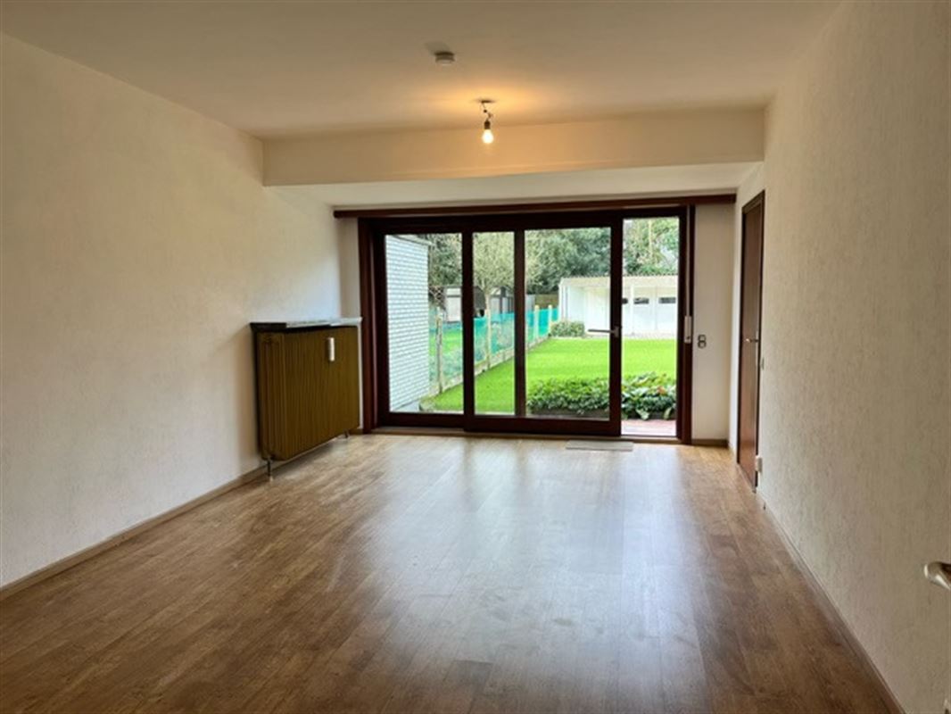 Gelijkvloers appartement met 1 slaapkamer en mooie tuin