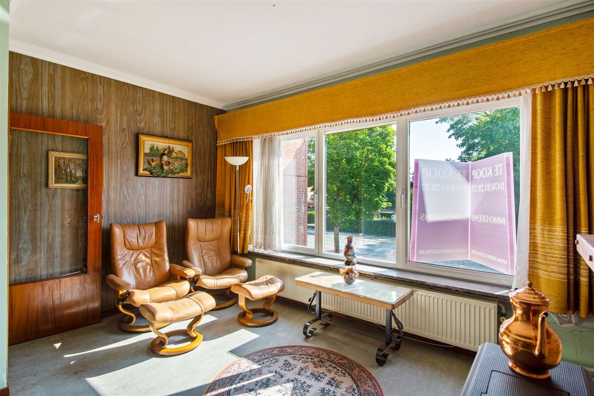 Goed gesitueerde bel-étage met zonnige tuin