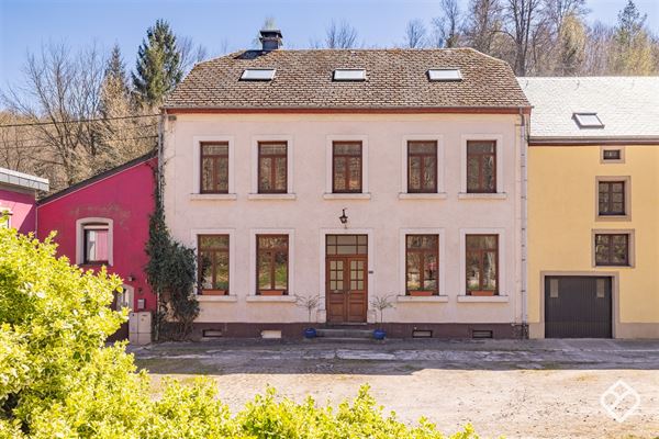 Magnifique bien de caractère à Waltzing