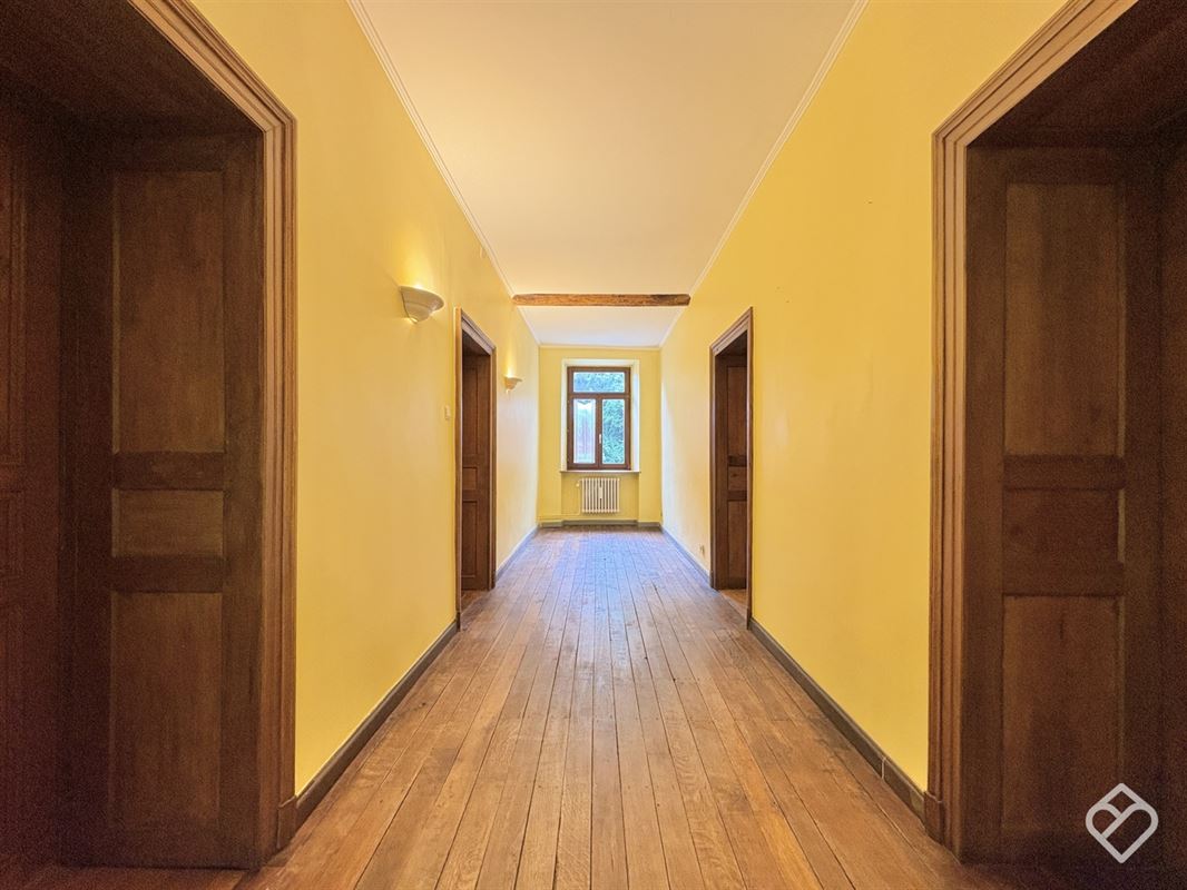 Magnifique bien de caractère à Waltzing