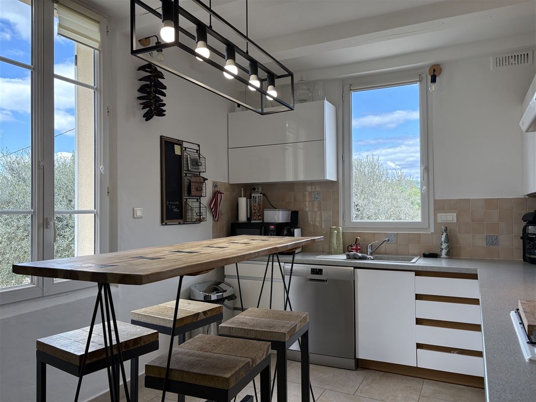 Superbe mas avec gîte et studio sur 4 hectares