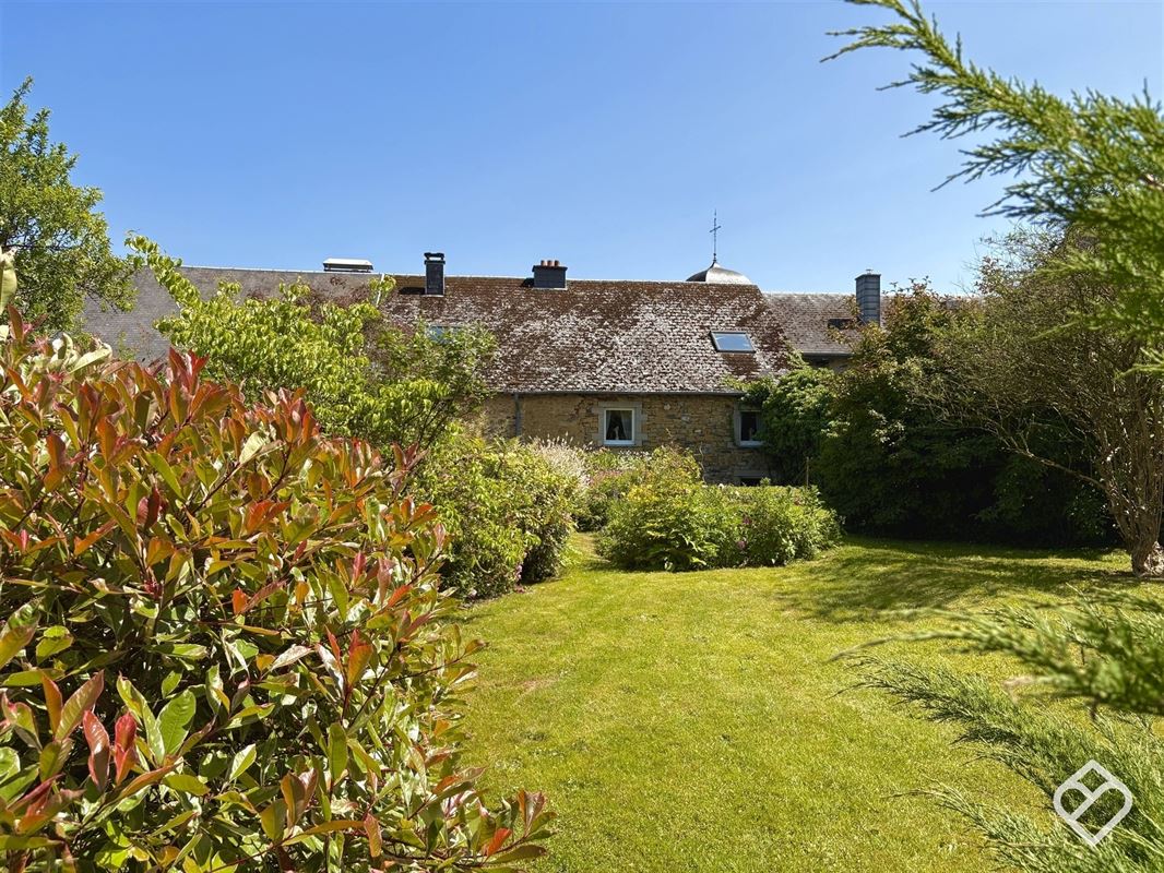 Ancienne ferme pleine de charme comprenant 2 logements