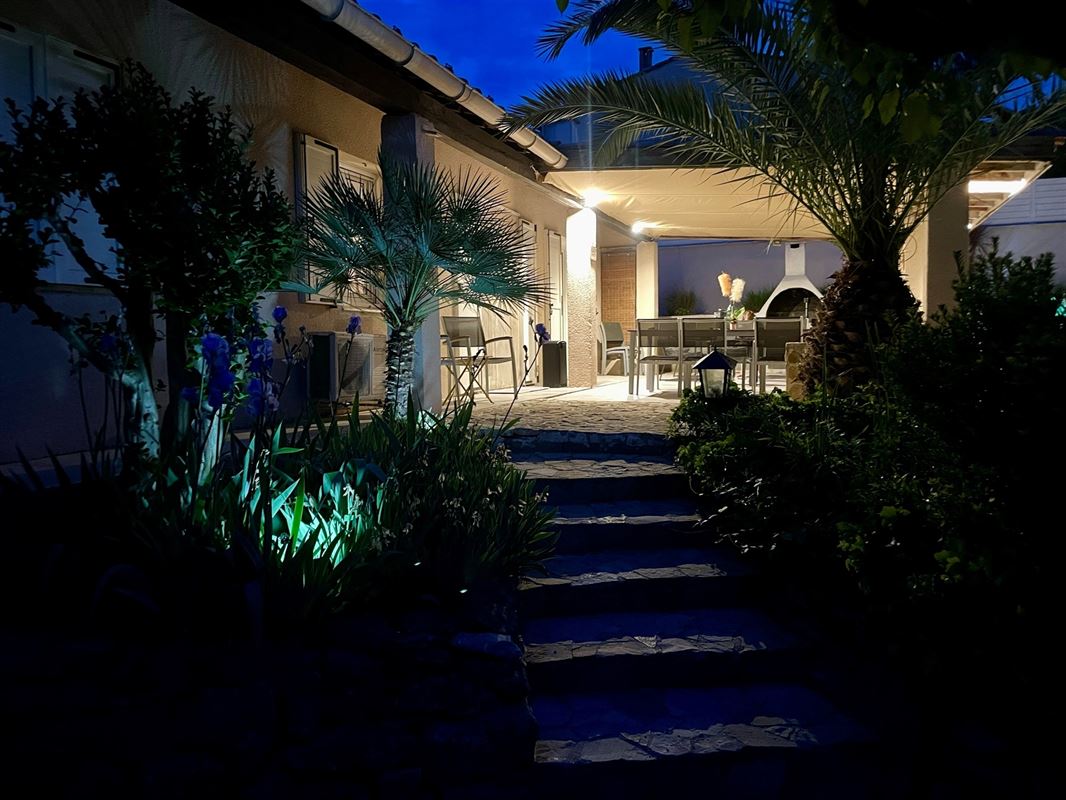 Maison 4 façades avec piscine Bagnols-sur-Cèze