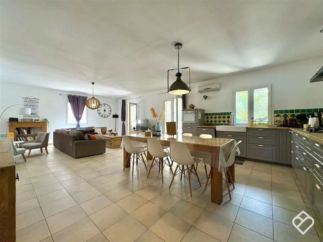 Maison 4 façades avec piscine Bagnols-sur-Cèze