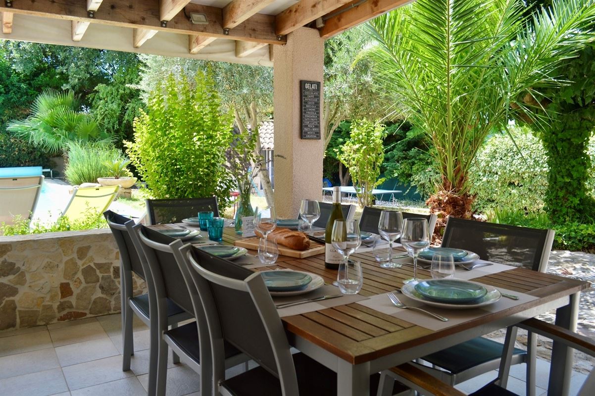 Maison 4 façades avec piscine Bagnols-sur-Cèze