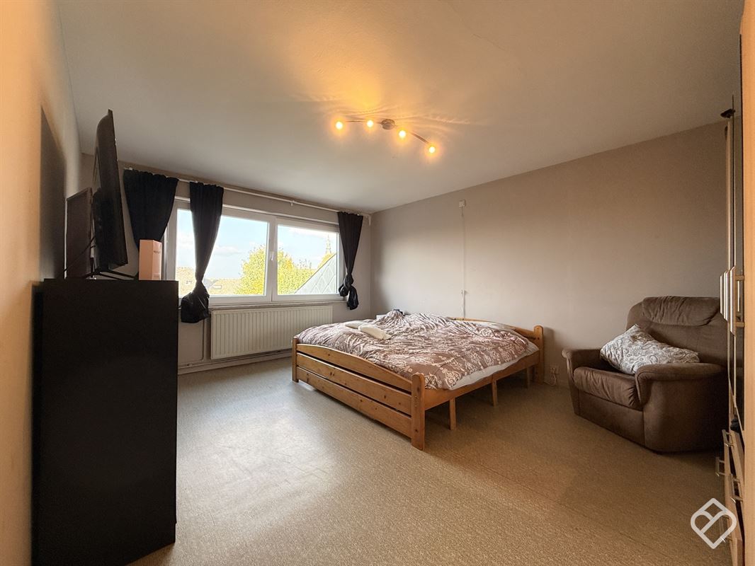 Immeuble mixte avez rez commercial et un appartement