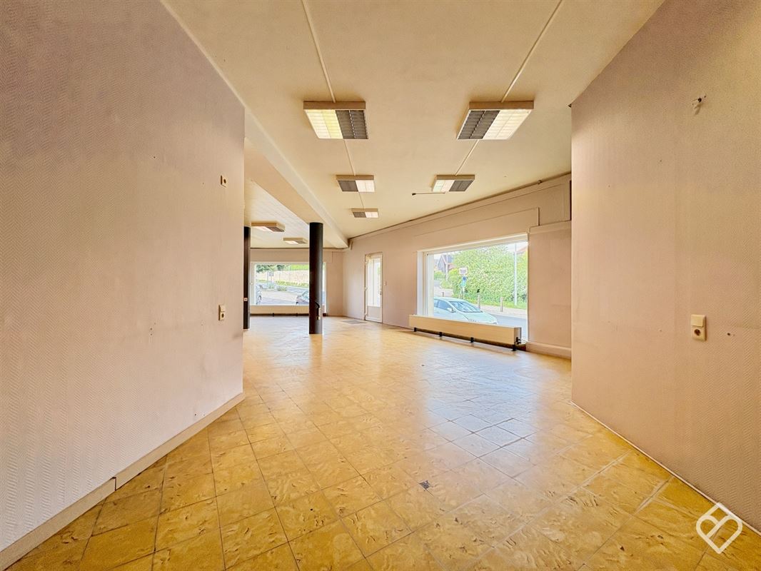 Immeuble à usage multiple