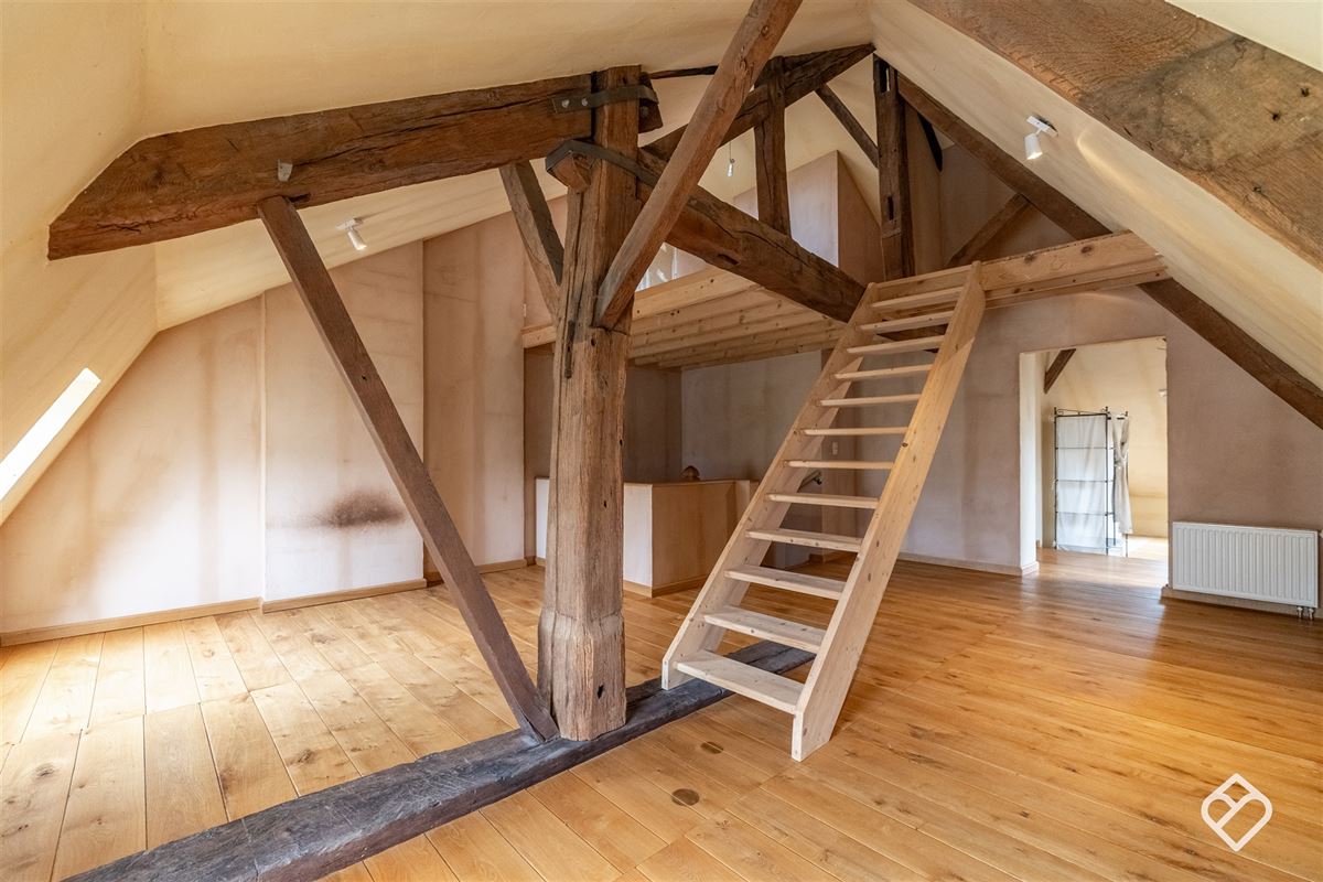 Magnifique maison de commerce à Virton